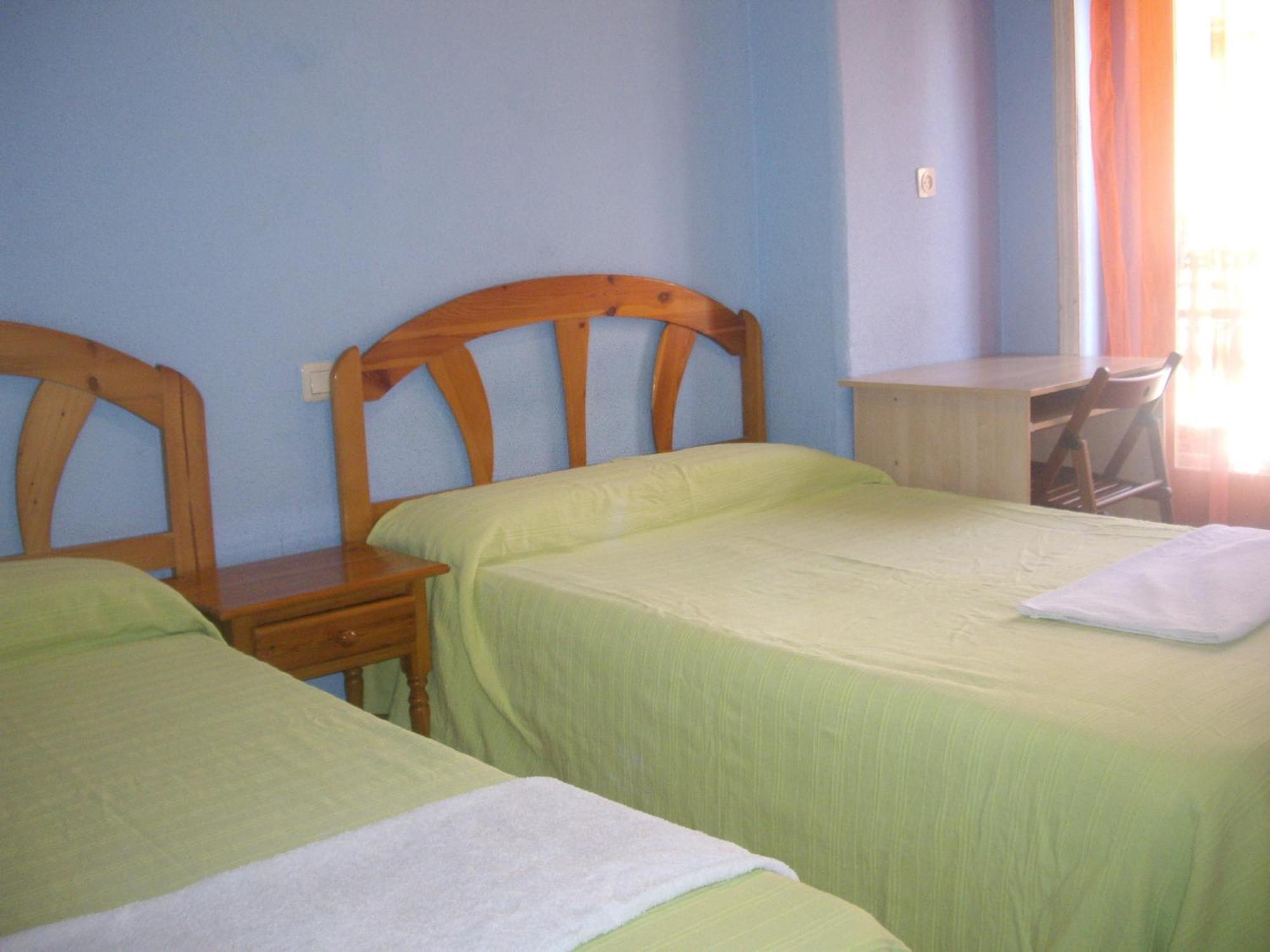 Hostal Pacios Madrid Buitenkant foto