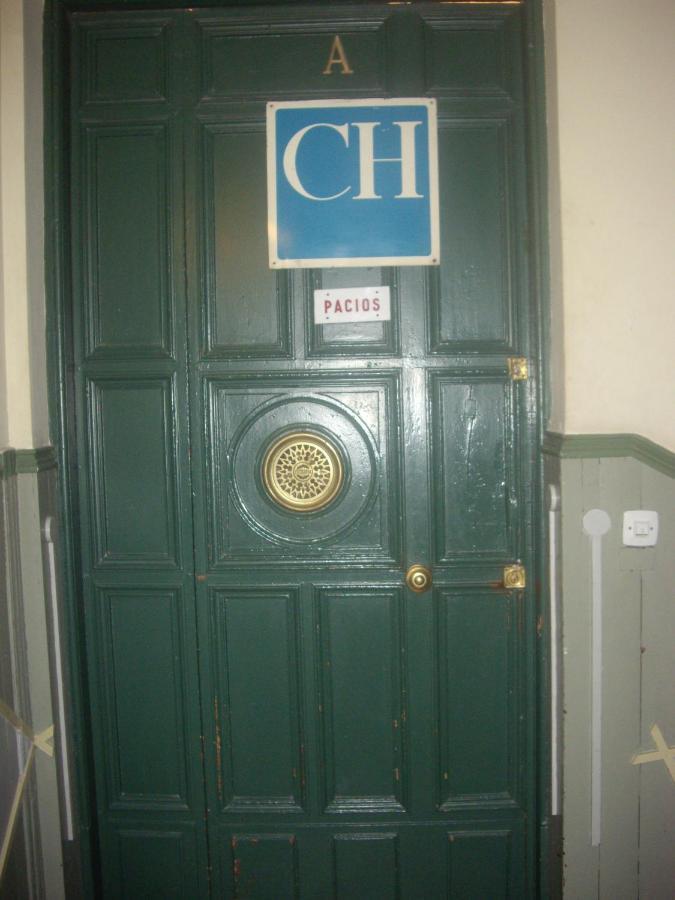 Hostal Pacios Madrid Buitenkant foto